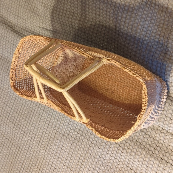 Vintage woven straw bag (please read description) - Picture 2 of 10